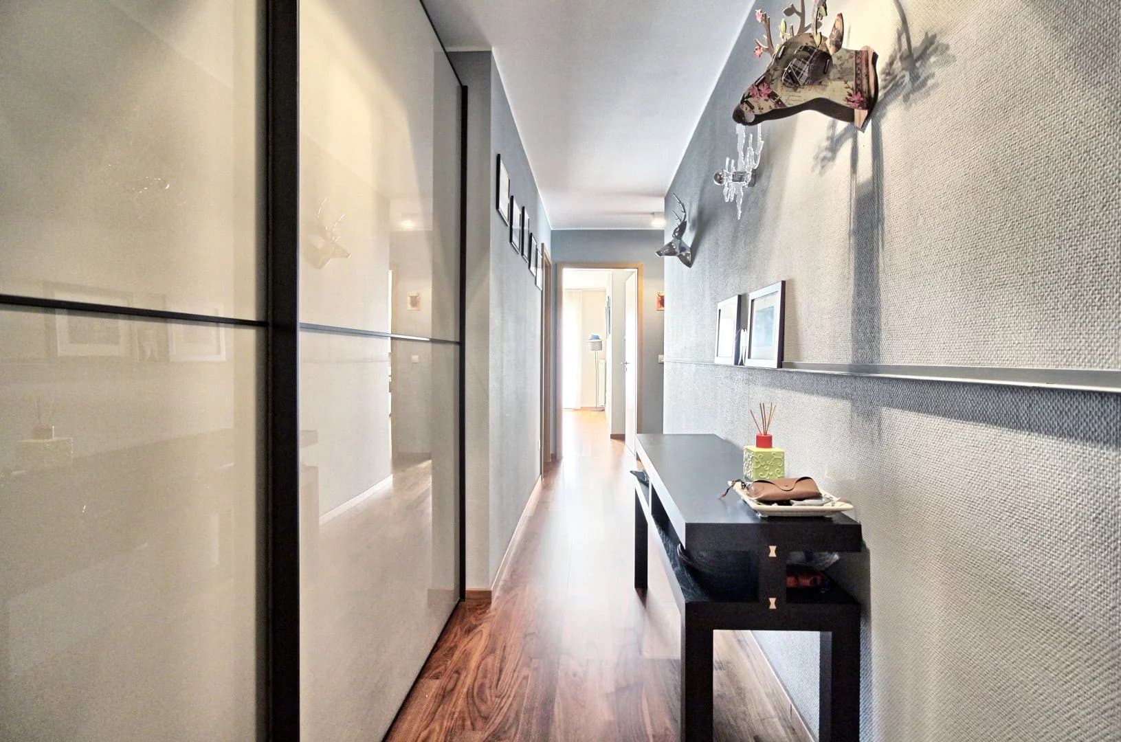 Superbe Appartement rdch avec jardin privatif (2/6)