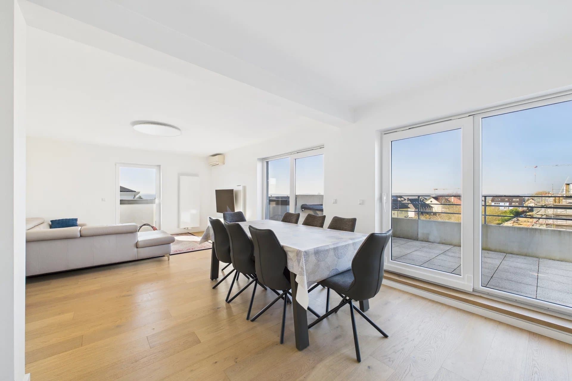 Penthouse - Strassen (5/6)