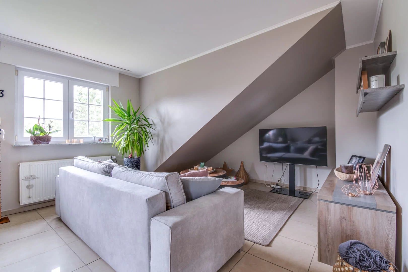 Appartement meublé - Tetange (2/6)