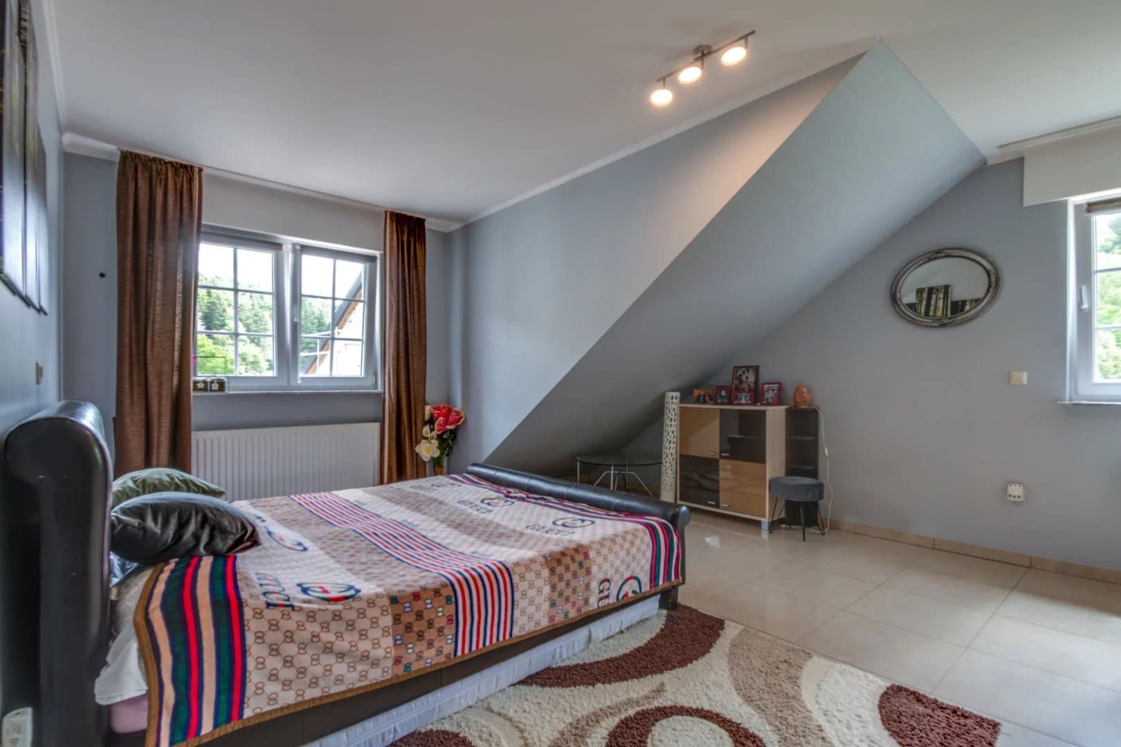 Appartement meublé - Tetange (3/6)